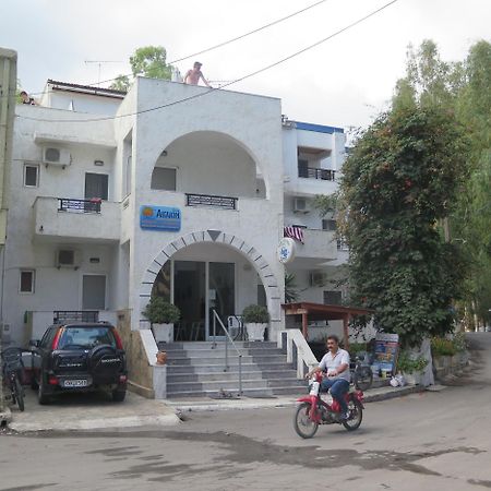 Egeon Rooms And Studios Georgioupoli Luaran gambar